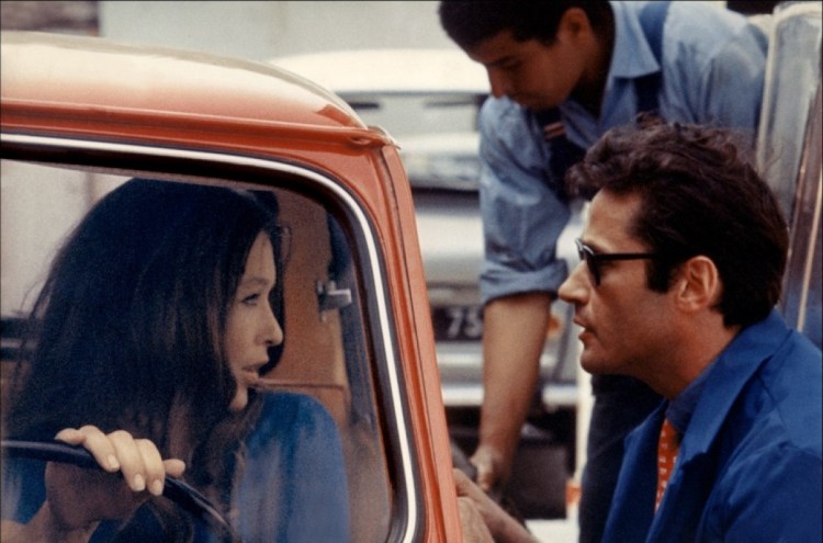 2-ou-3-choses-que-je-sais-d-ell-2-g